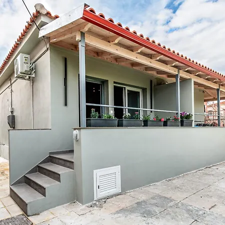 Kantouni House *