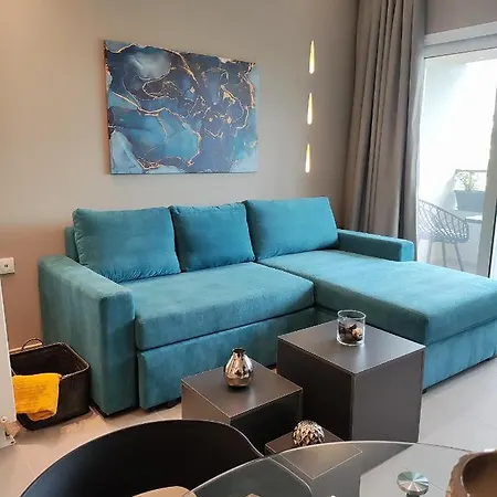 Kantouni House *